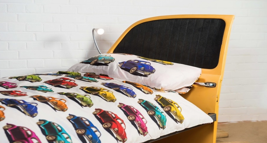 £700 VW Beetle Upcycled Into £5,000 Worth Of Furniture 