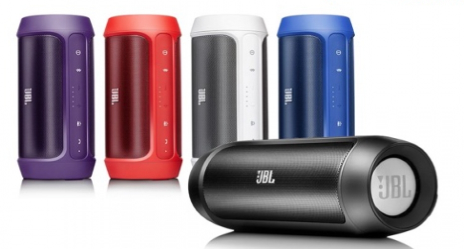 We Review: The JBL Charge 2 Bluetooth Speaker