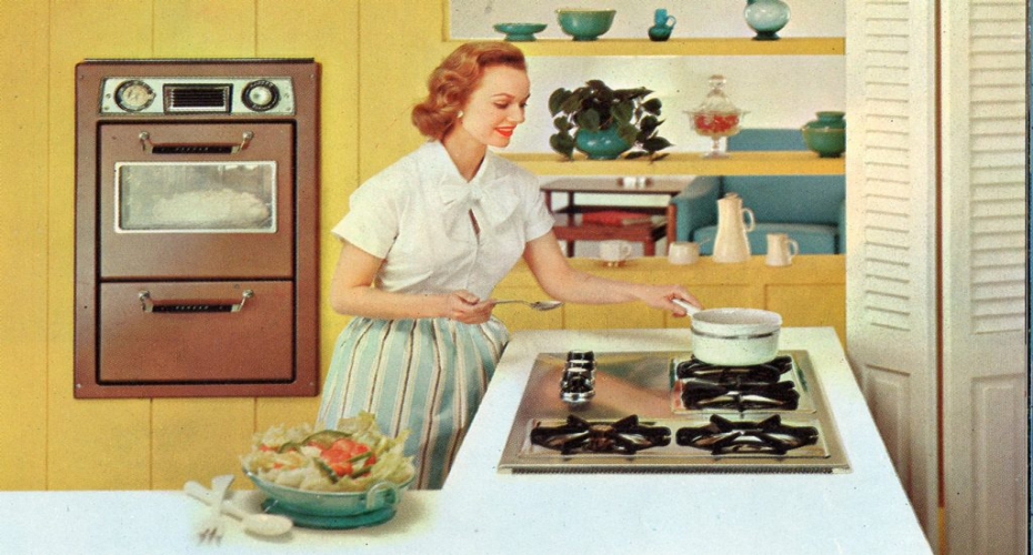 Millions of British Mums Cook More Than FOUR Meals a Day